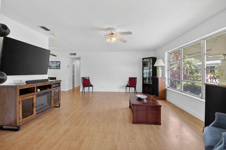 Property Photo:  172 High Point Terrace W D  FL 33445 