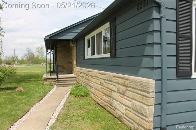 Property Photo:  8251 Beers Road  MI 48473 