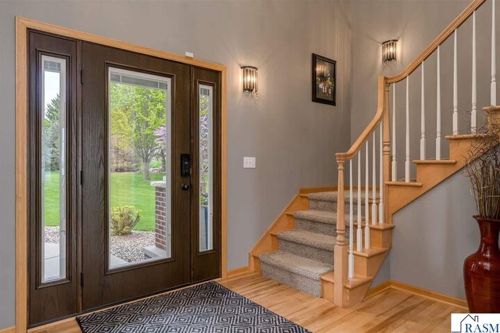 Property Photo:  4470 Washington Boulevard  MN 56063 