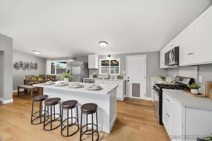 Property Photo: 536 Rogue Rd CA 92020
