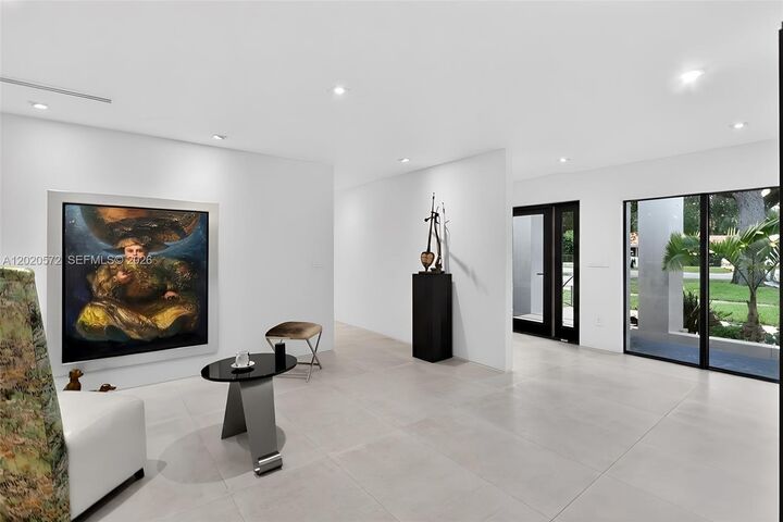 Property Photo: 439 Hardee Rd FL 33146