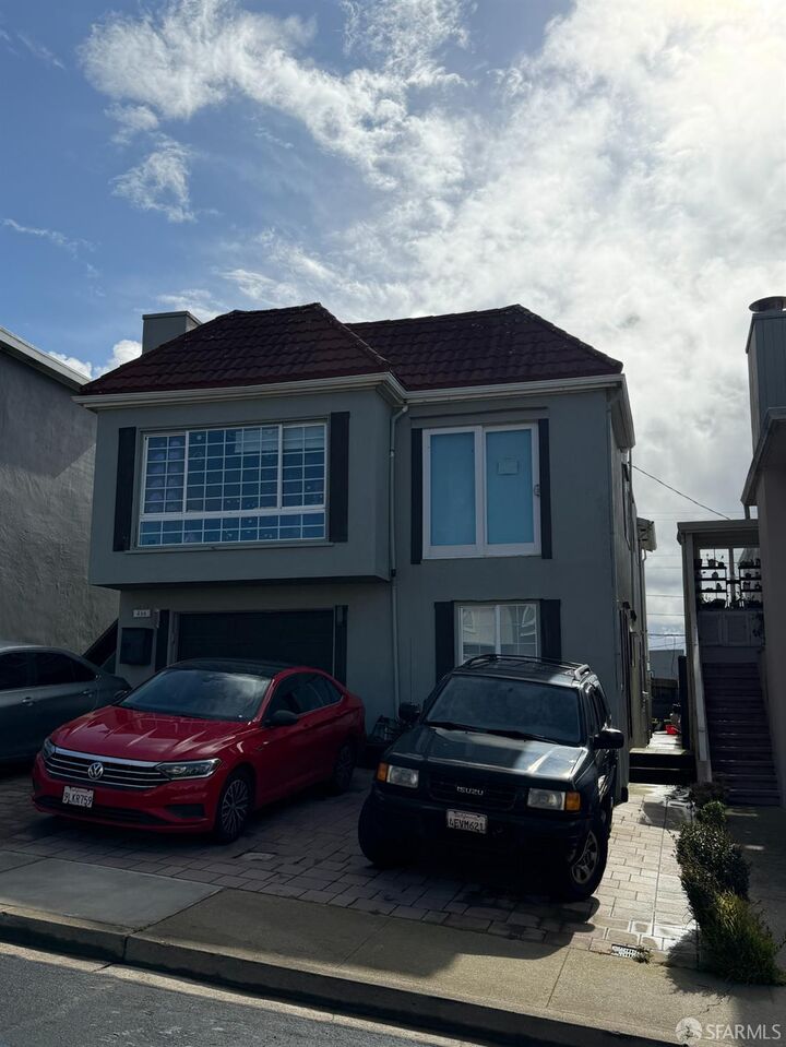 Property Photo:  466 Westmoor Avenue  CA 94015 
