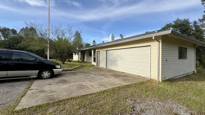 Property Photo:  17228 China Gulch Drive  CA 96007 