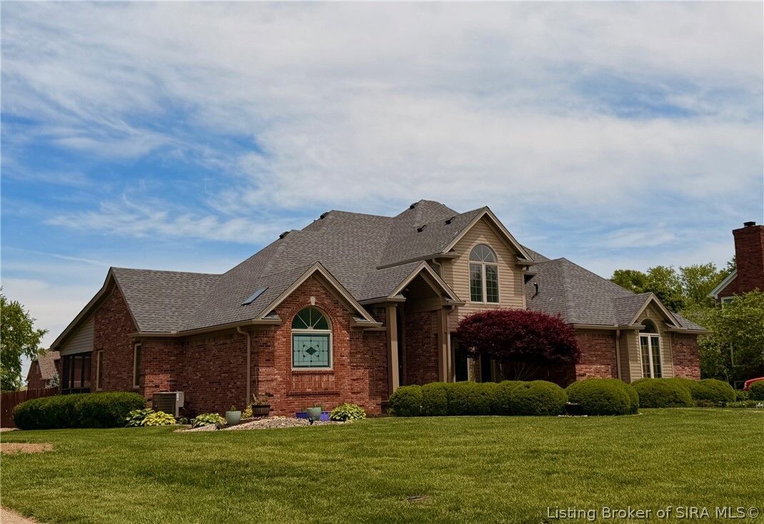 Property Photo: 6004 Springcrest Drive IN 47122