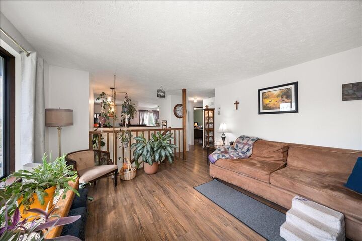 Property Photo:  1514 E 4th St  WA 99006 
