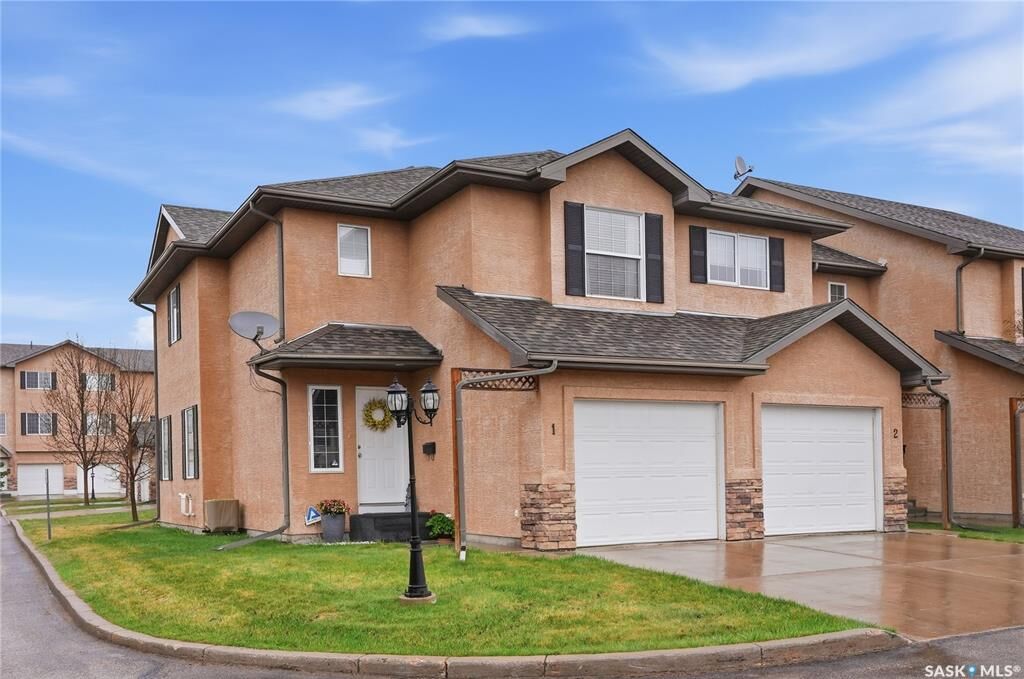 Photo de la propriété:  118 Pawlychenko Lane 1  SK S7V 1K1 