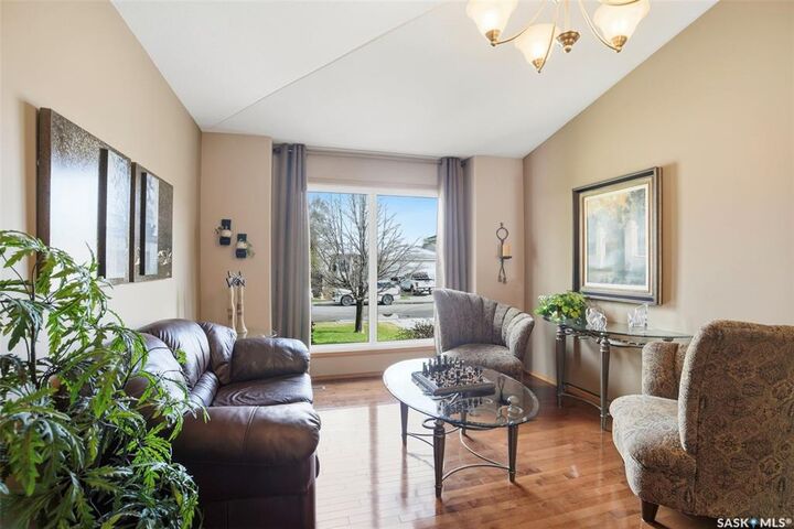 Property Photo:  211 Brookmore Lane  SK S7V 1C1 