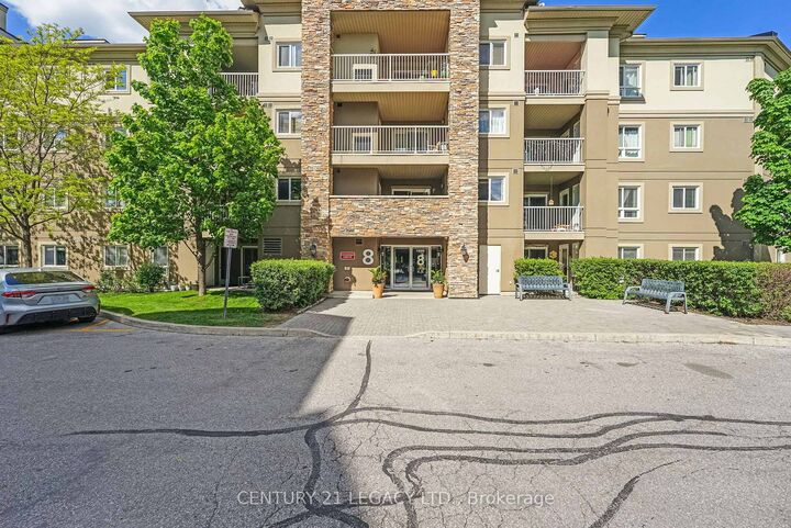 Property Photo: 8 Dayspring Circle 1307 ON L6P 2Z7
