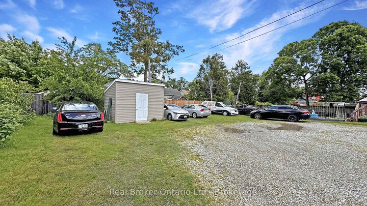 Property Photo: 273-275 Brant Avenue ON N3T 3J6