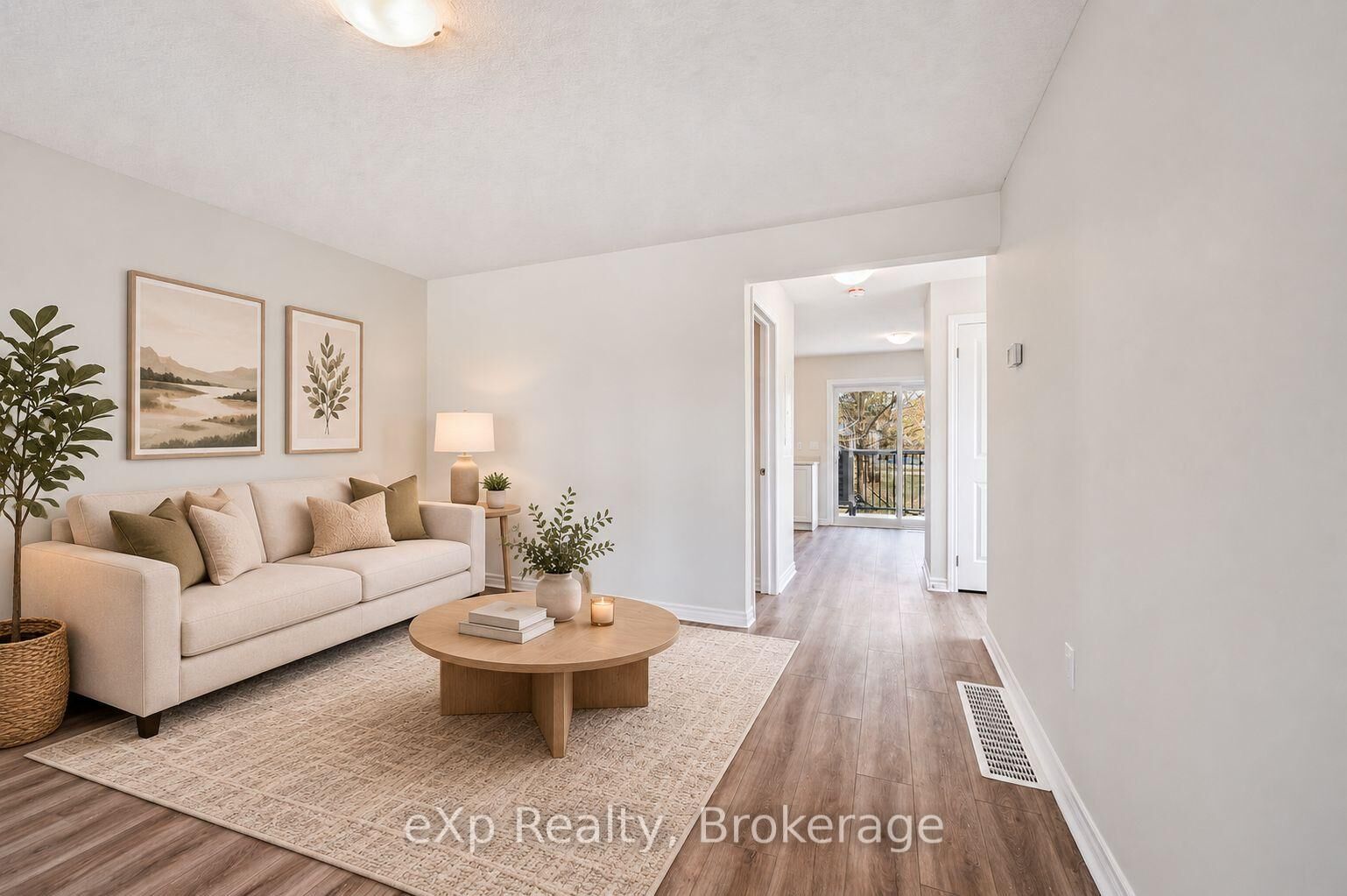 Property Photo:  465 Garafraxa Street W 2  ON N1M 1C6 