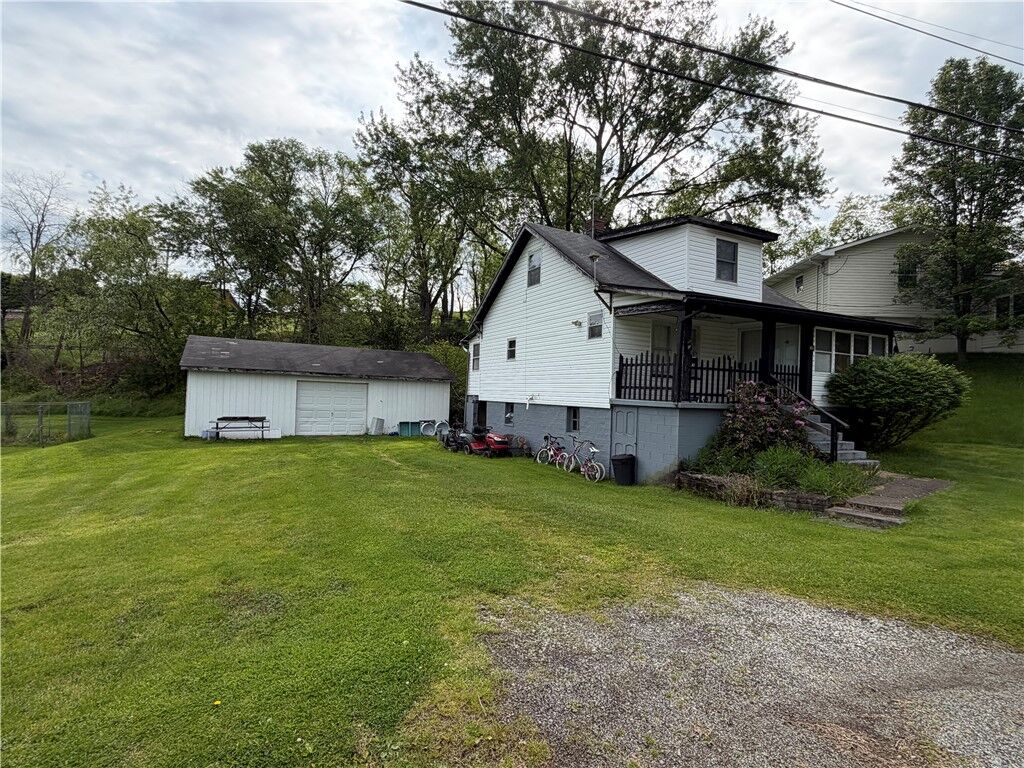 Property Photo:  420 Old Plank  PA 15301 