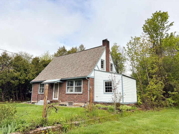 Property Photo:  256 Cornelia Street  NY 12901 