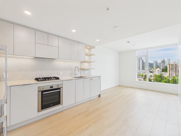 Property Photo:  311 Alderson Avenue 1604  BC V3K 0K3 