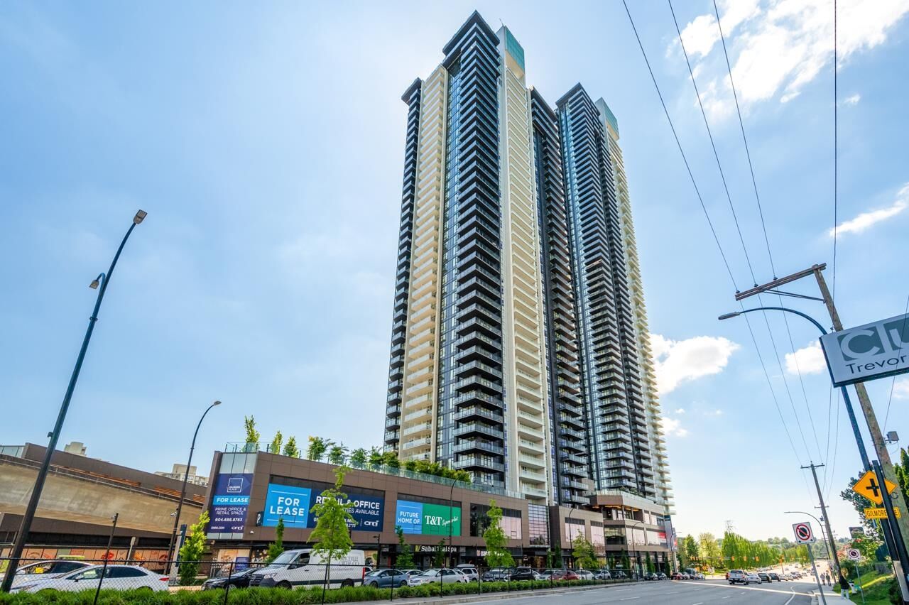 Property Photo:  4168 Lougheed Highway 2804  BC V5C 0N9 