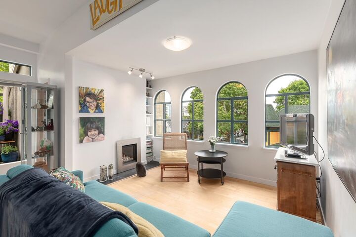Property Photo: 700 E Pender Street 301 BC V6A 1V7