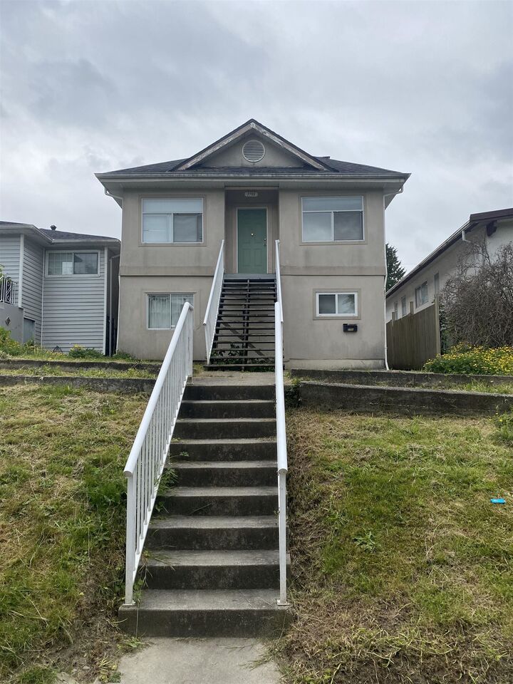 Property Photo:  2758 Horley Street  BC V5R 4R8 