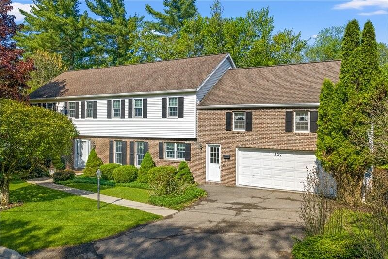 Property Photo: 827 Skylane Terrace Terrace NY 13760
