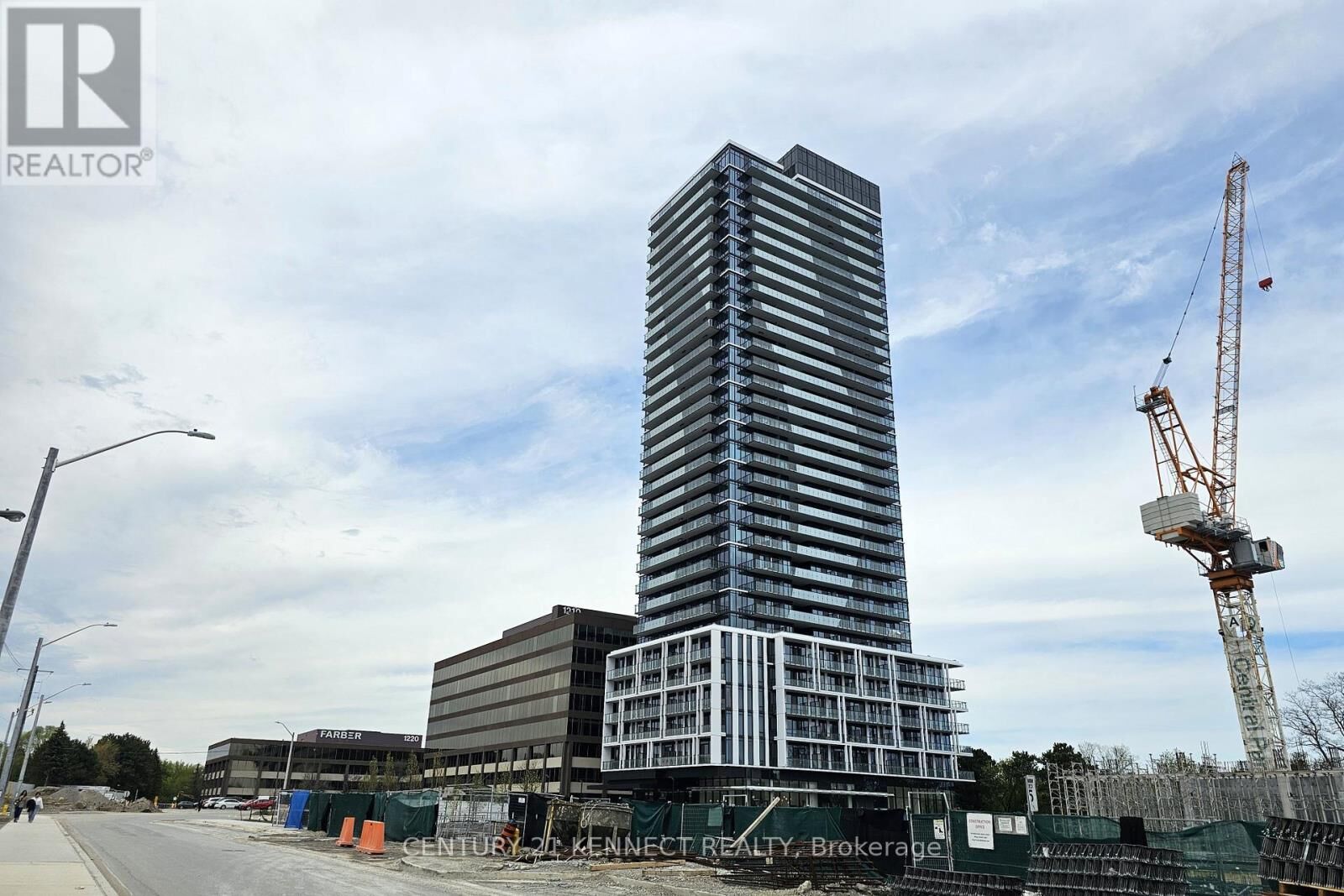 Property Photo:  29 Green Trail Court 3001  ON M2K 0J9 