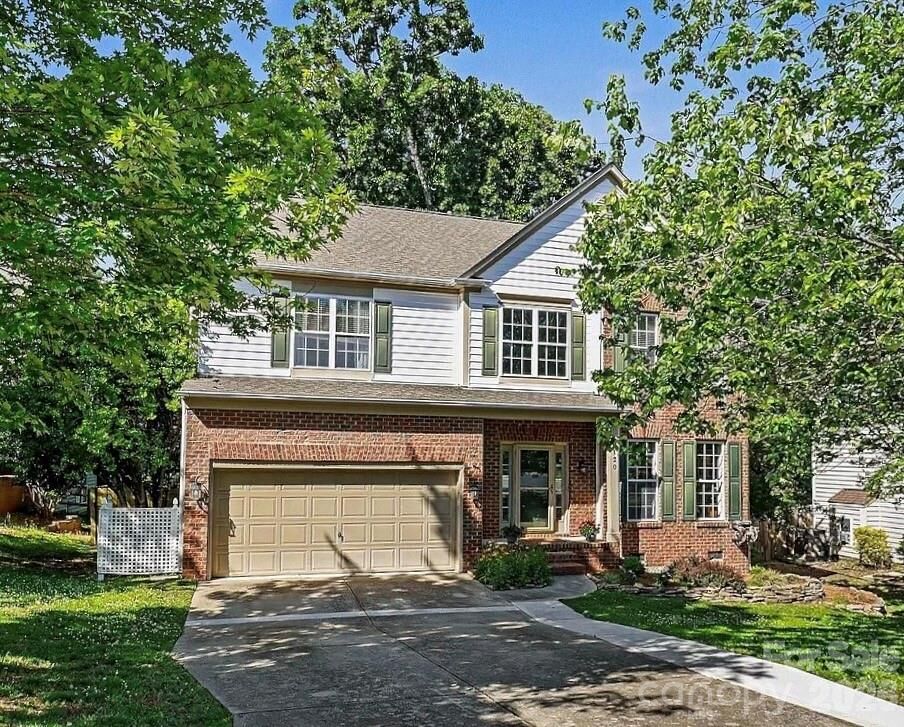 Property Photo: 8120 Pelorus Lane NC 28269