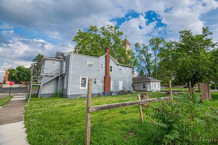 Property Photo:  28 Curtis Street  OH 45044 