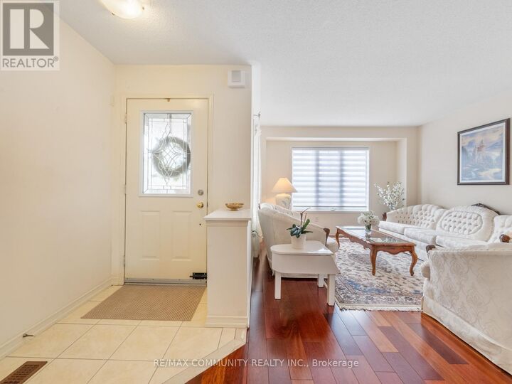 Property Photo:  54 Morland Crescent  ON L1T 4P5 