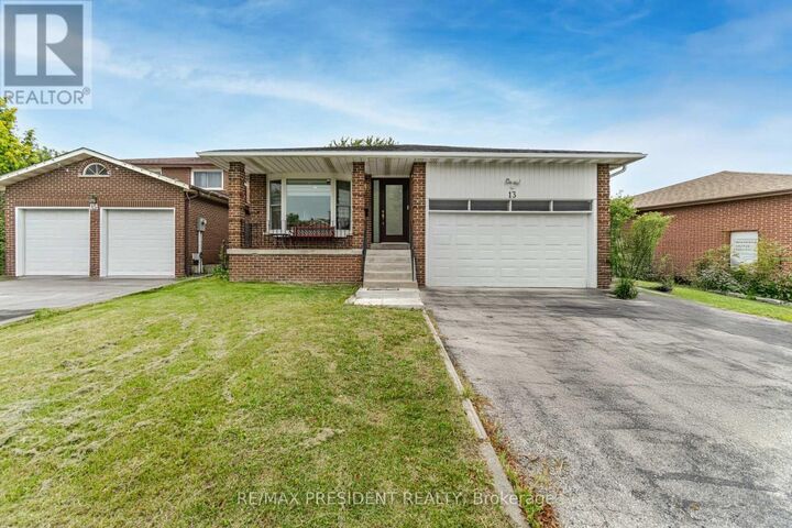 Property Photo: 13 Panorama Crescent ON L6S 3T7