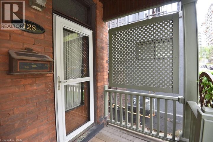 Property Photo:  128 Hess Street South  ON L8P 3N6 