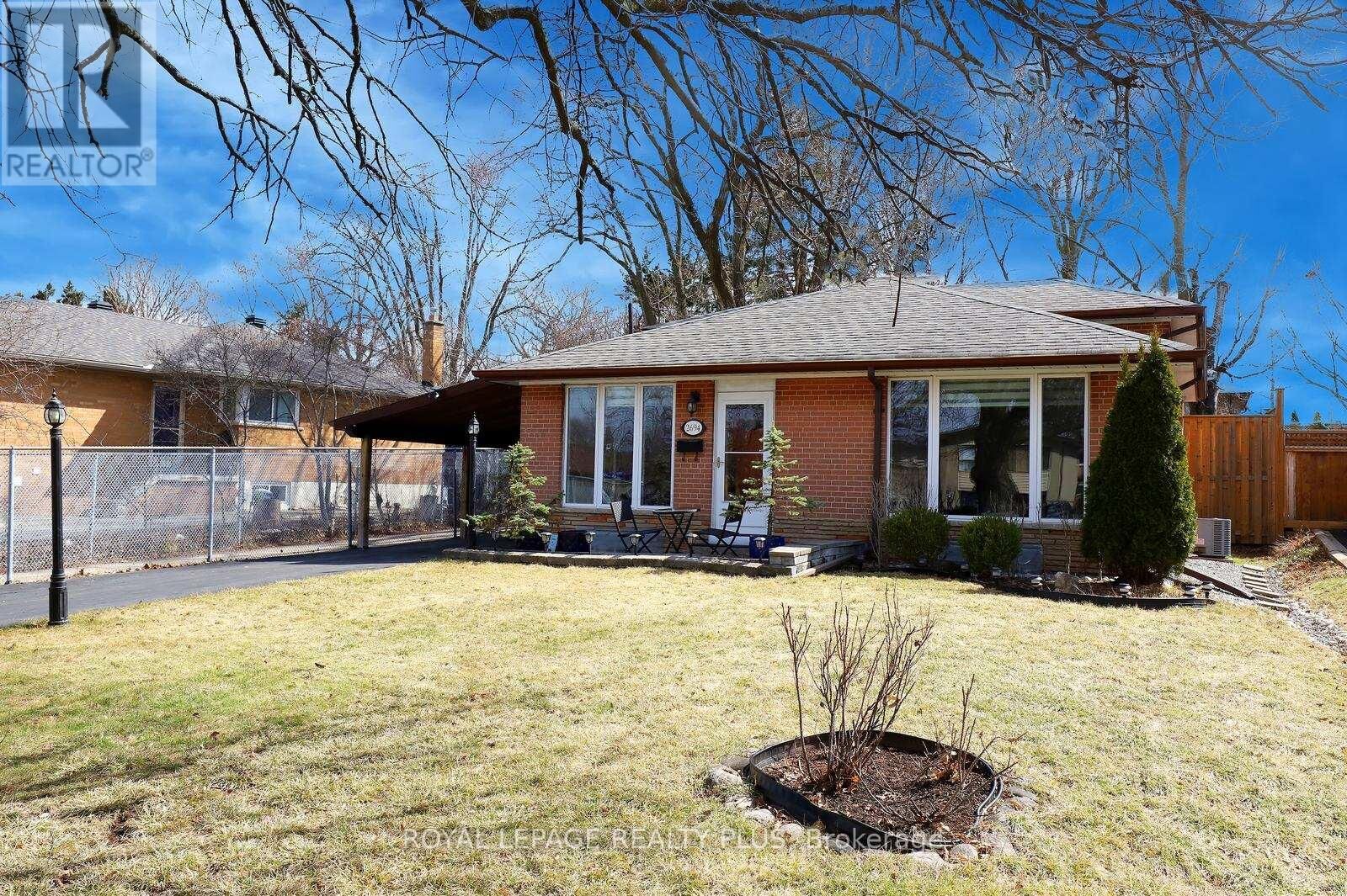 Property Photo:  2694 Truscott Drive  ON L5J 2B7 