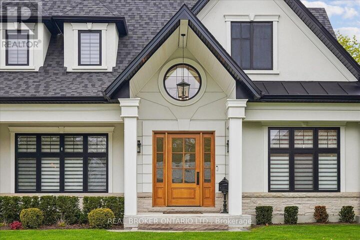 Property Photo:  1445 Skyline Drive  ON L5E 2W3 