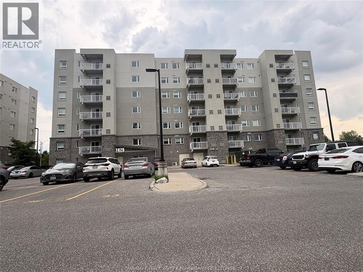 Property Photo:  1675 Banwell 502  ON N8P 1M9 