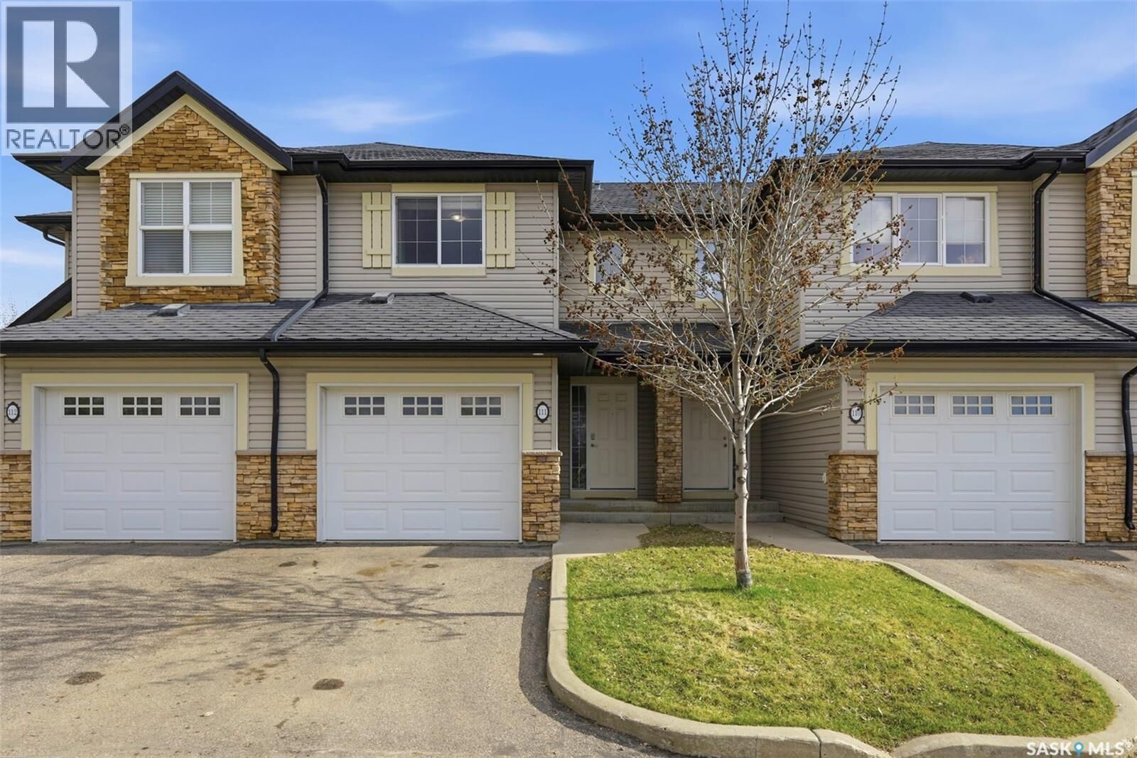 Property Photo:  111 105 Lynd Crescent  SK S7T 0C3 