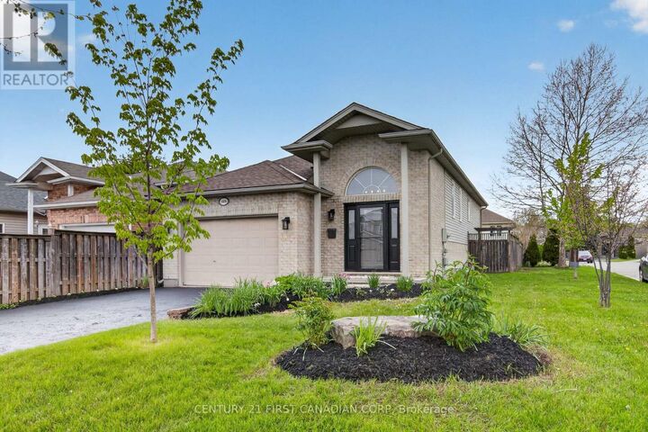 Property Photo:  1379 Aspenridge Crescent  ON N5Y 5P1 