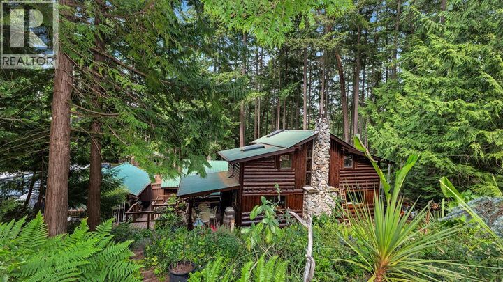 Property Photo: 604 Waugh Road BC V0N 2J1