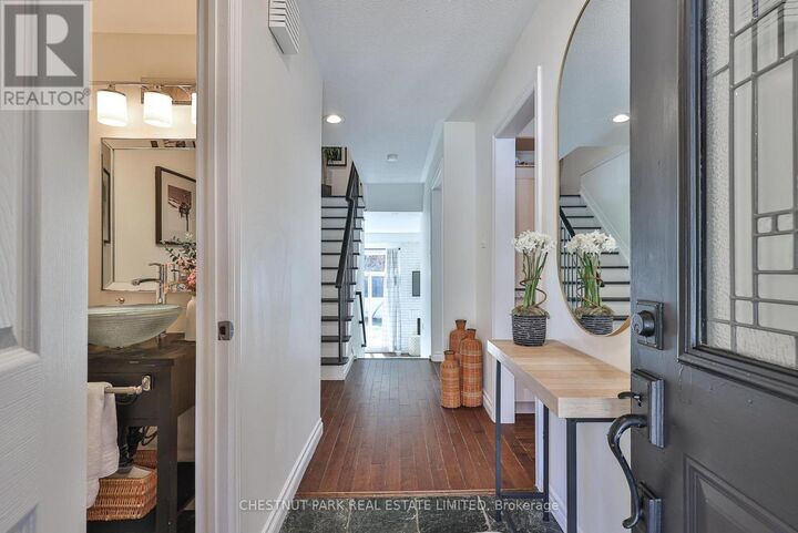 Property Photo:  54 Loganberry Crescent  ON M2H 3H1 