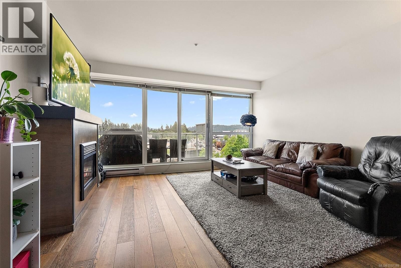 Property Photo: 2745 Veterans Memorial Parkway 532 BC V9B 0H4