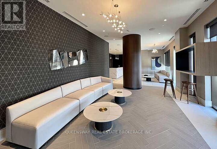 Property Photo:  2550 Simcoe Street North 19  ON L1L 0R5 