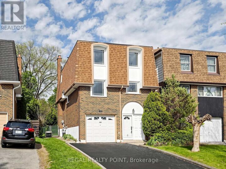 Property Photo: 116 Loganberry Crescent ON M2H 3H1