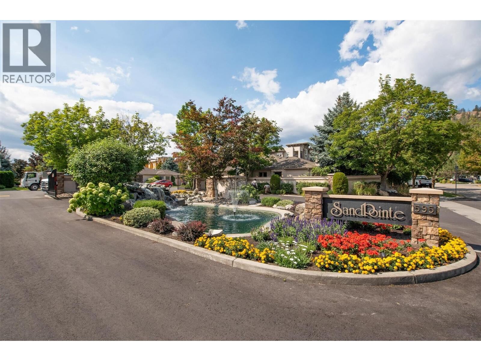 Property Photo:  595 Yates Road 301  BC V1V 1P8 