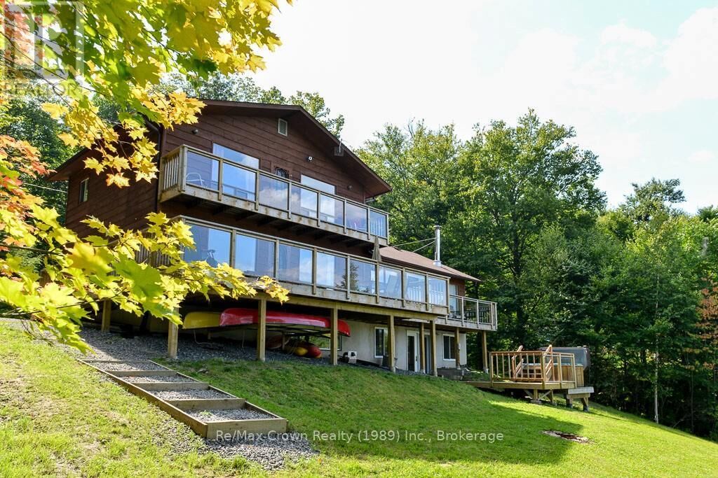 Property Photo: 294 Everett Drive ON P0H 2R0