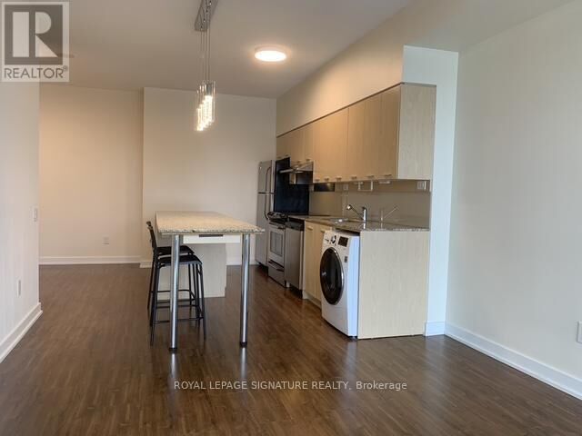 Property Photo:  33 Singer Court 2607  ON M2K 0B4 