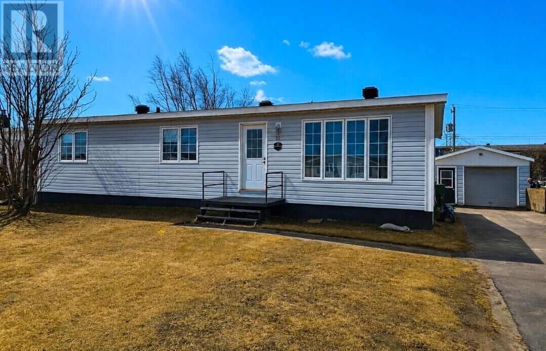 Property Photo:  32 Guy Street  NL A0R 1B0 