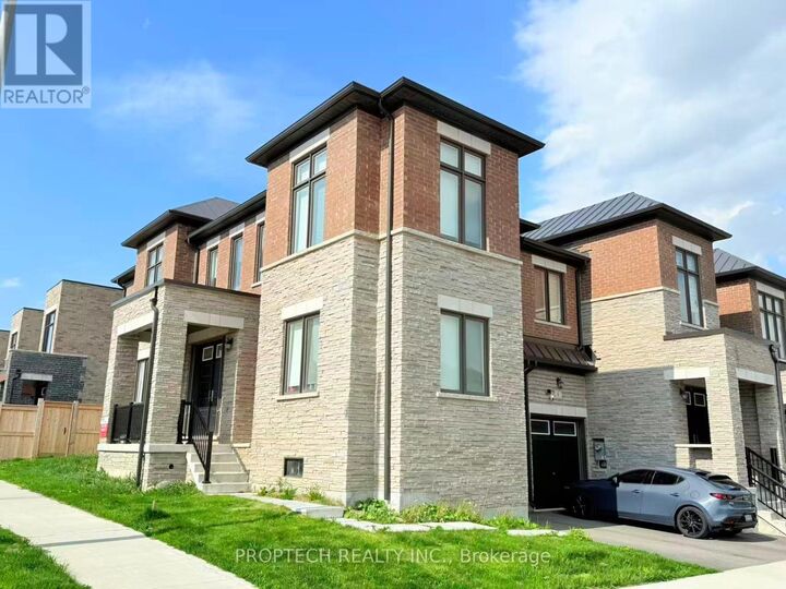 Property Photo:  2 Schmeltzer Crescent  ON L4E 1K8 