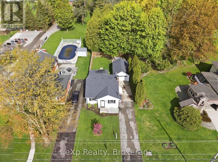 Property Photo:  52 Avondale Avenue  ON N5A 6M4 