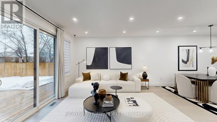 Property Photo:  6 Park Street  ON M1N 2N1 