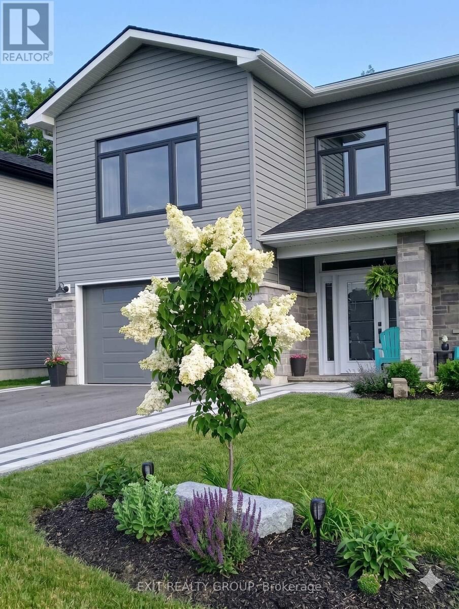 Property Photo: 53 Meagan Lane ON K0K 2C0