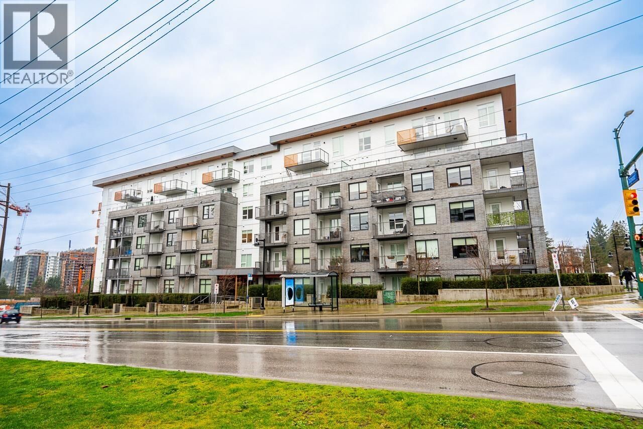 Property Photo:  645 Como Lake Avenue 308  BC V3J 0N9 