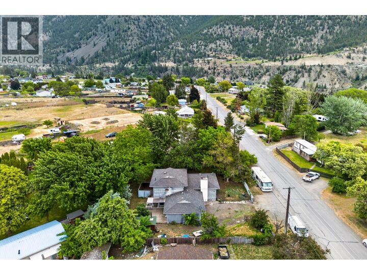 Property Photo:  376 Hollywood Crescent  BC V0K 1V0 