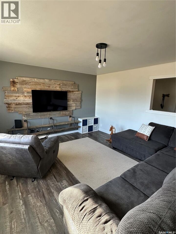 Property Photo: 8368 Howard Avenue SK S0N 1A0