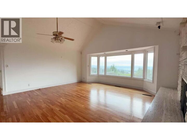 Property Photo:  1105 Eyremount Drive  BC V7S 2B9 