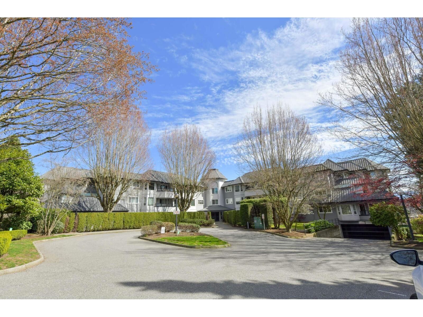 Photo de la propriété: 2700 McCallum Road 203 BC V2S 6X9